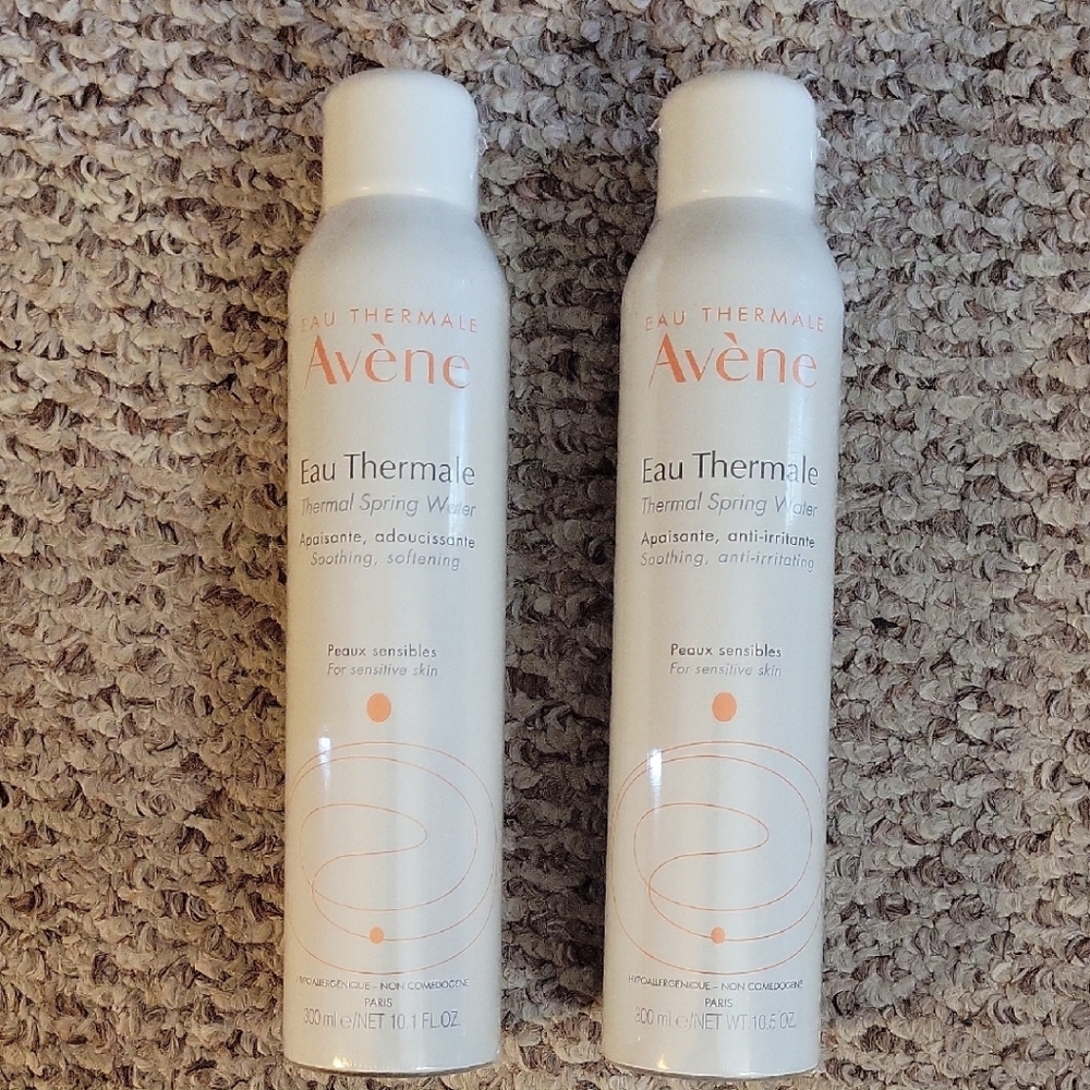 Eau Thermale Thermal Spring Water - White